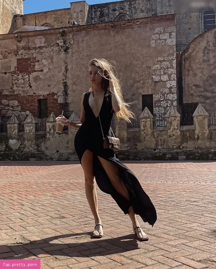 Xenia Tchoumitcheva - Photo #17