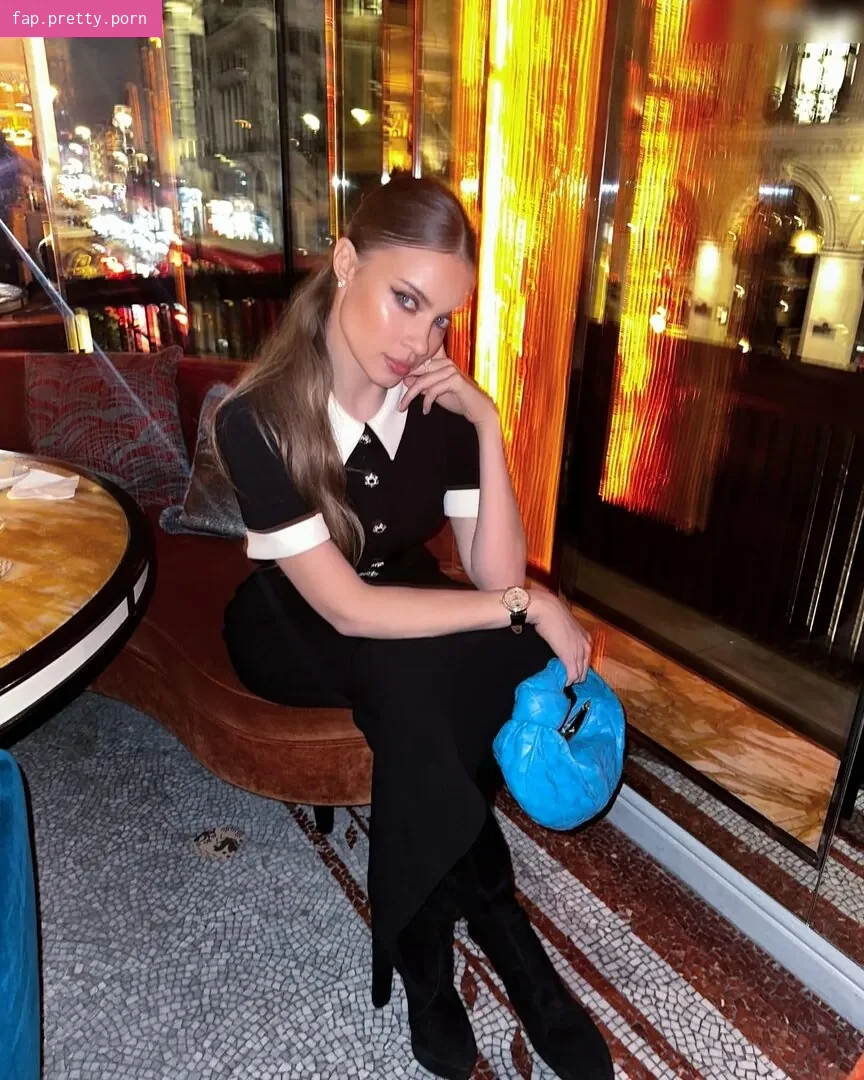 Xenia Tchoumitcheva - Photo #10