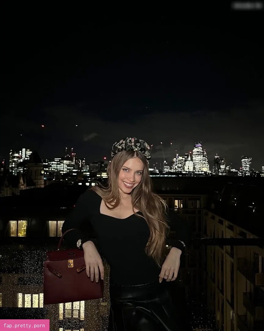 Xenia Tchoumitcheva - Photo #11