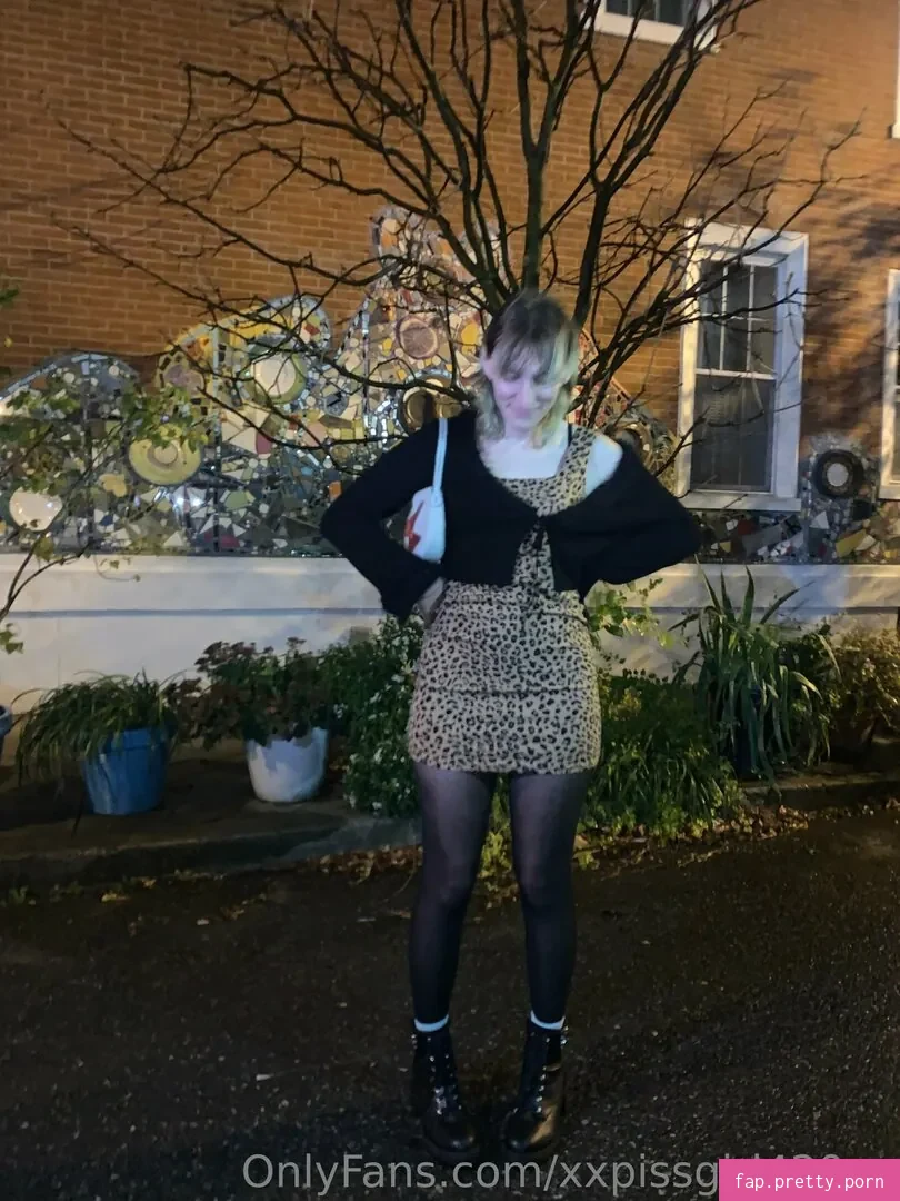 xxpissgirl420xx - Photo #08