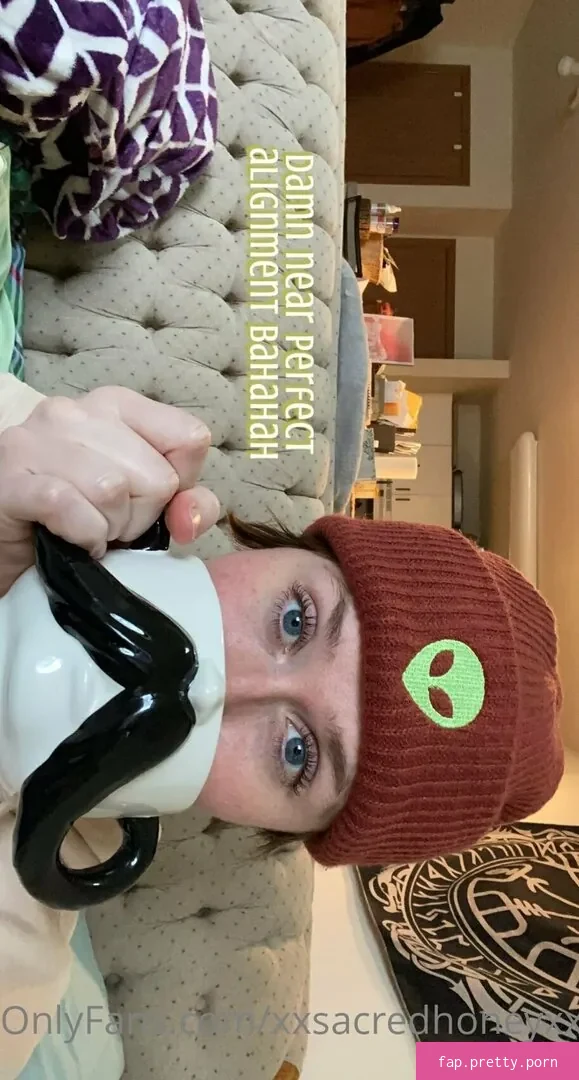 xxsacredhoneyxx - Photo #07