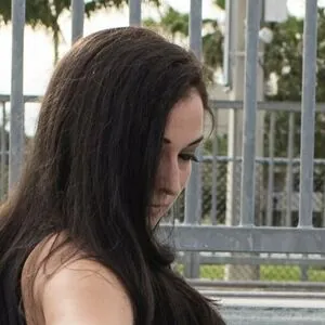 y0urgirlnextdoor