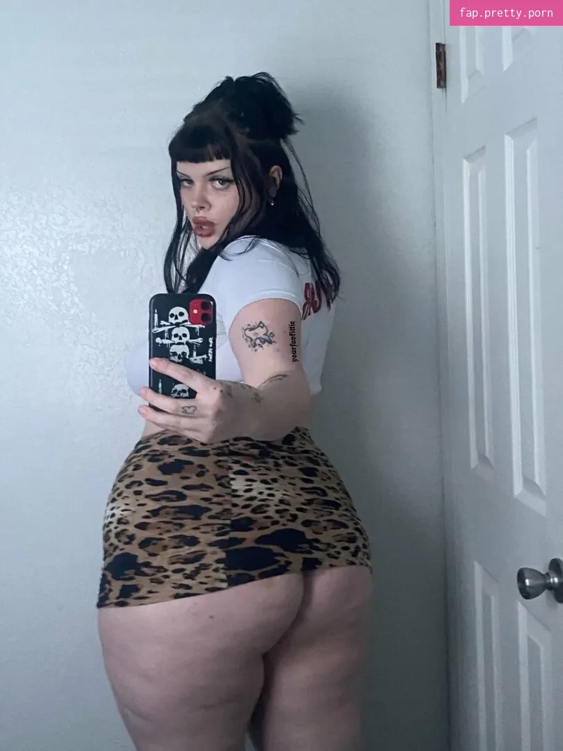 yourfavkittie - Photo #73