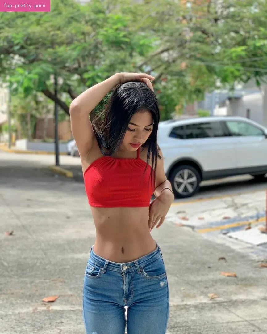 Yole Bae - Photo #02