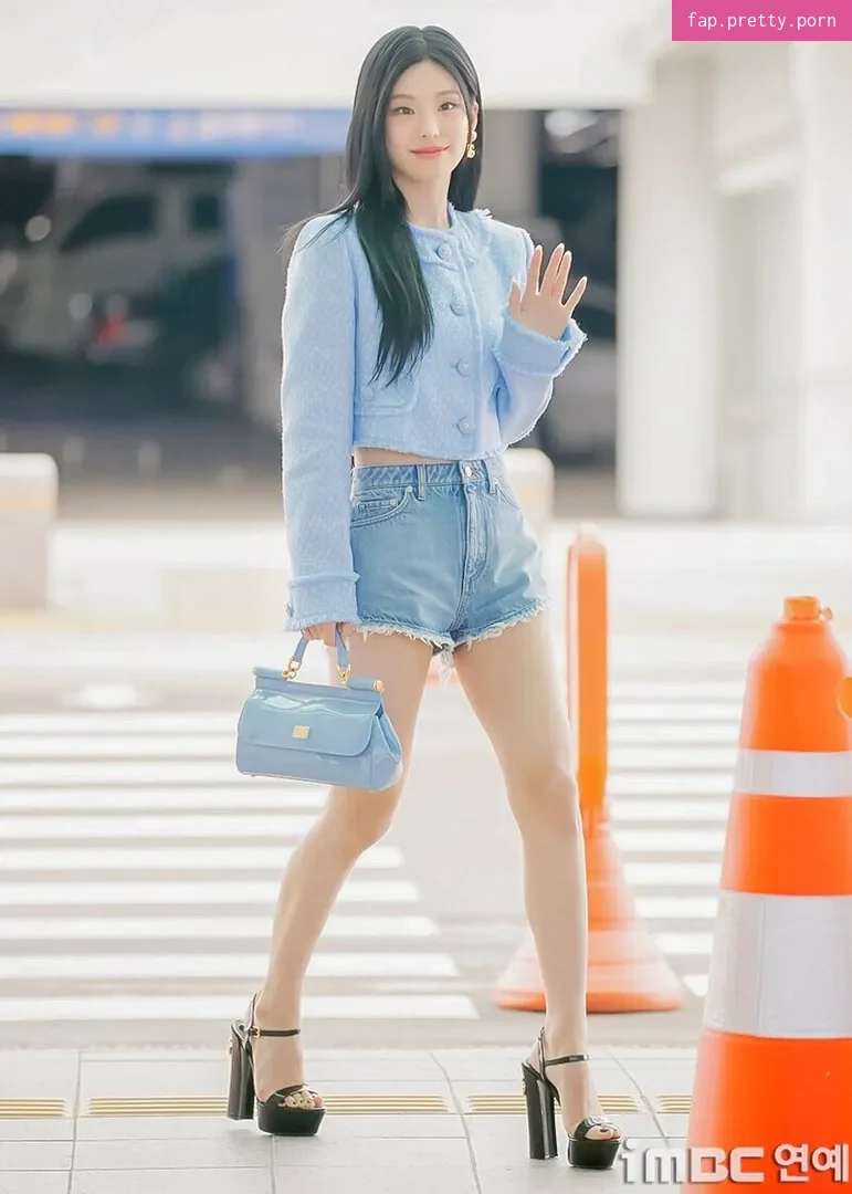 Yeji - Photo #31