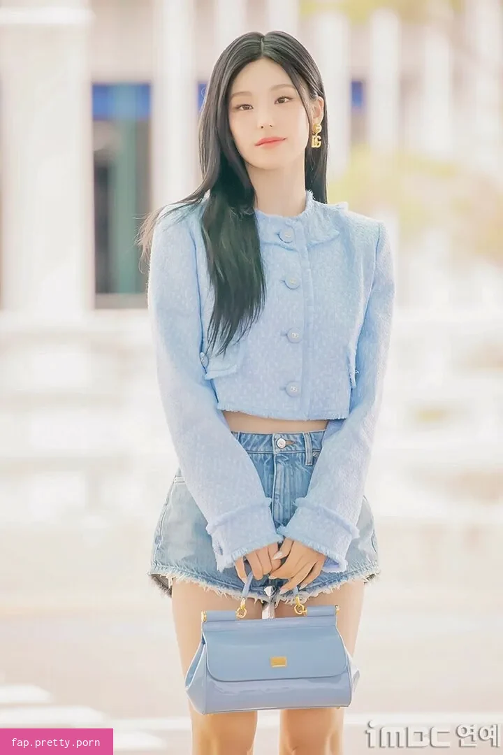 Yeji - Photo #40