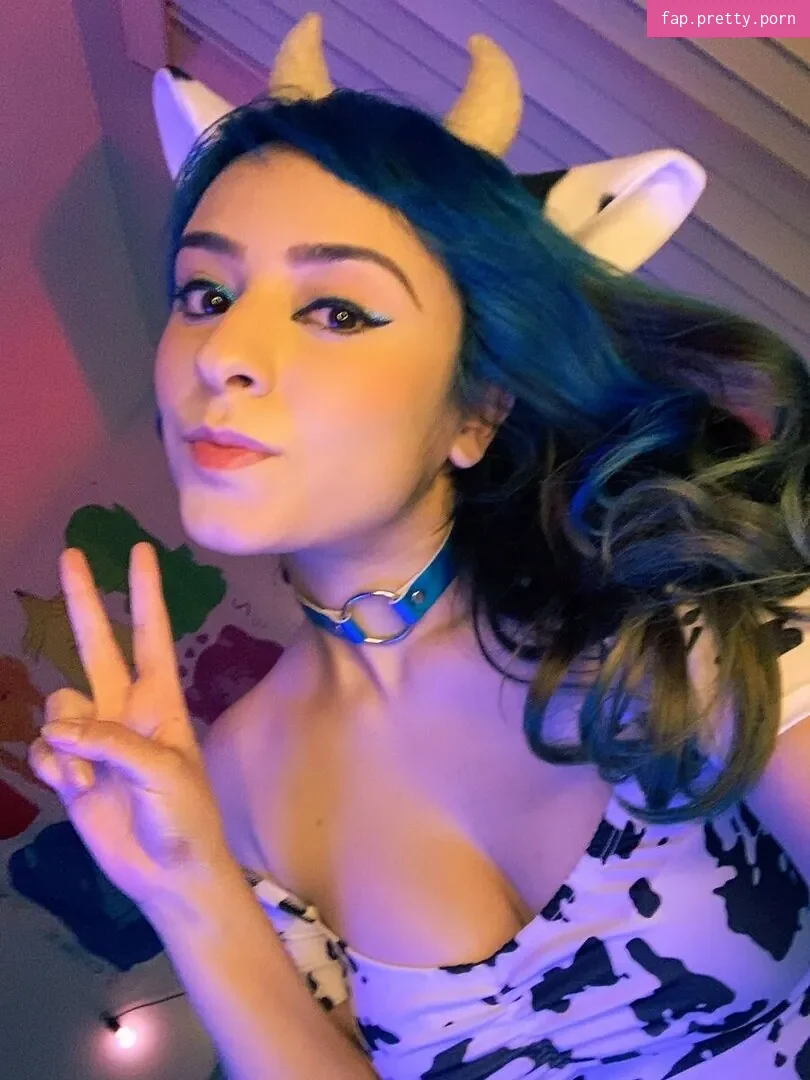 Yellowspoongirl - Photo #94