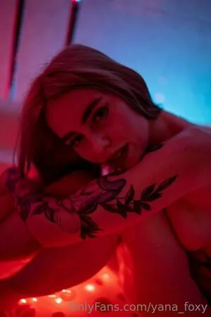 yanafoxy_free