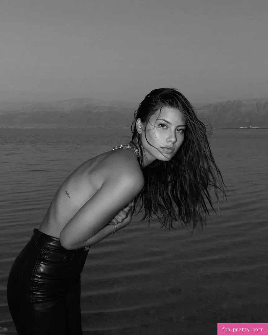 Yeela Frumkin - Photo #06
