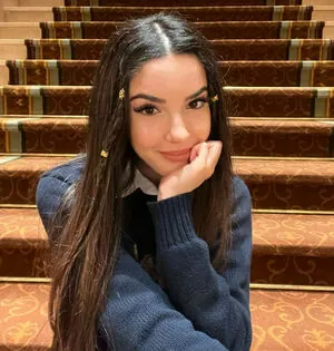 Yoona French Streamer