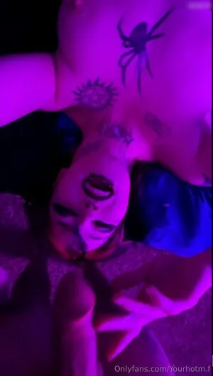 yourhotm.f