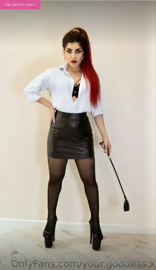 your.goddess.x - Photo #02