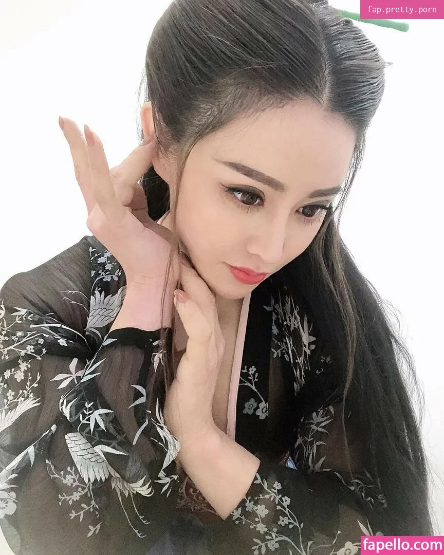 Yuan Herong - Photo #17
