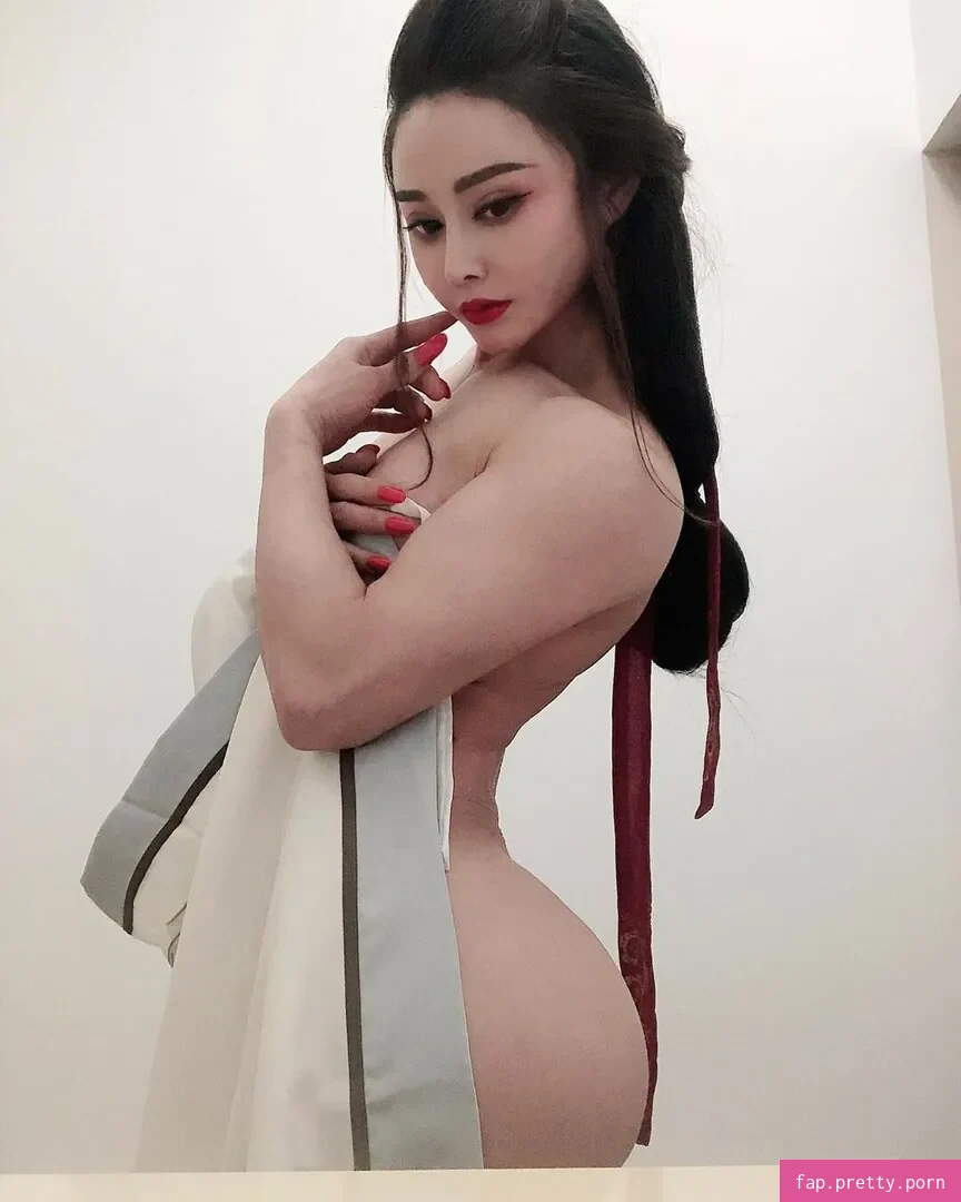 Yuan Herong - Photo #23