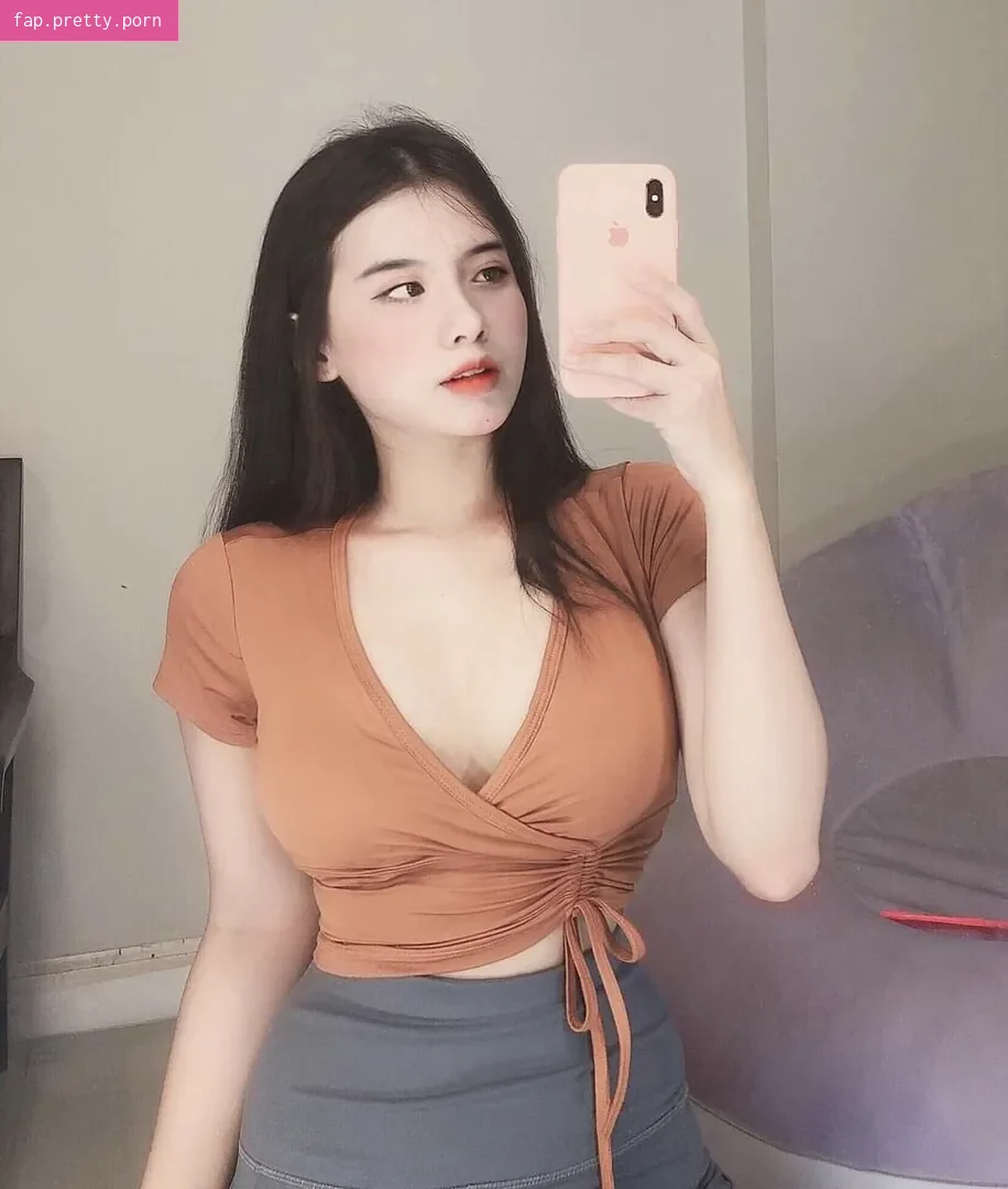 YiYi - Photo #23