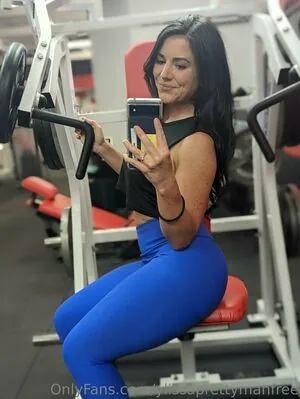 ylissaprettymanfree