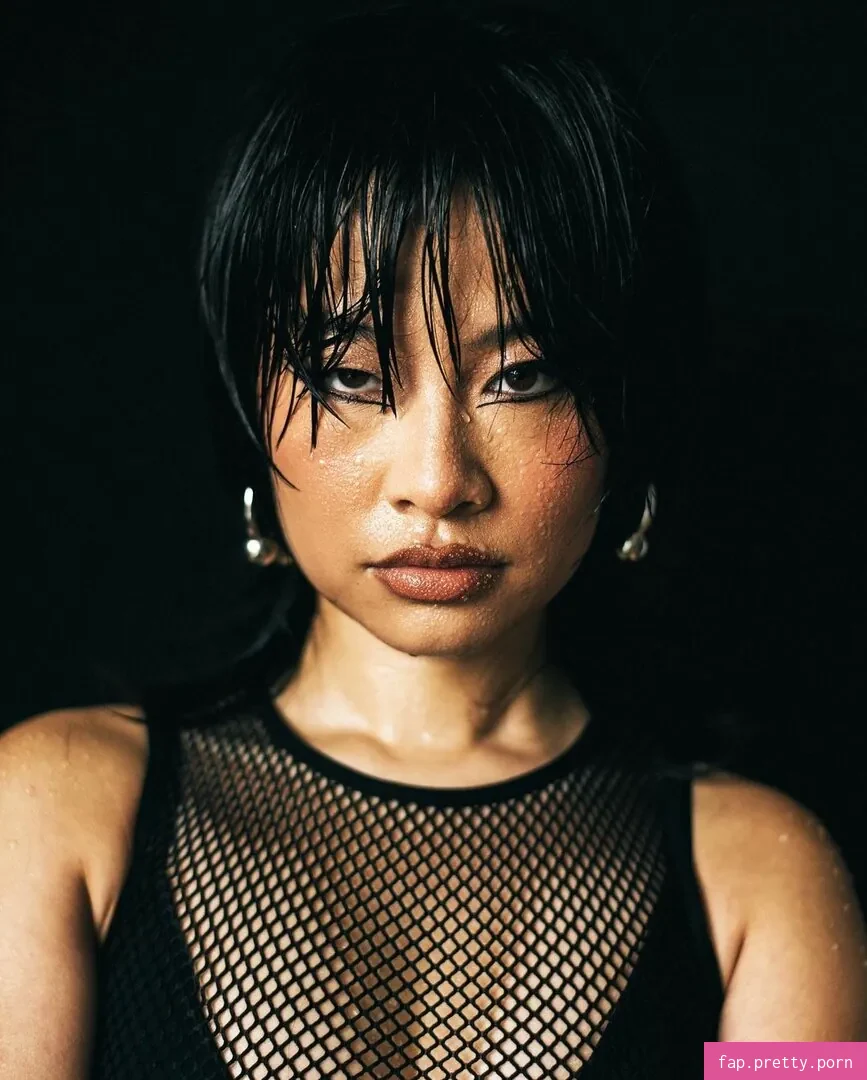 Yu Ling Wu - Photo #03