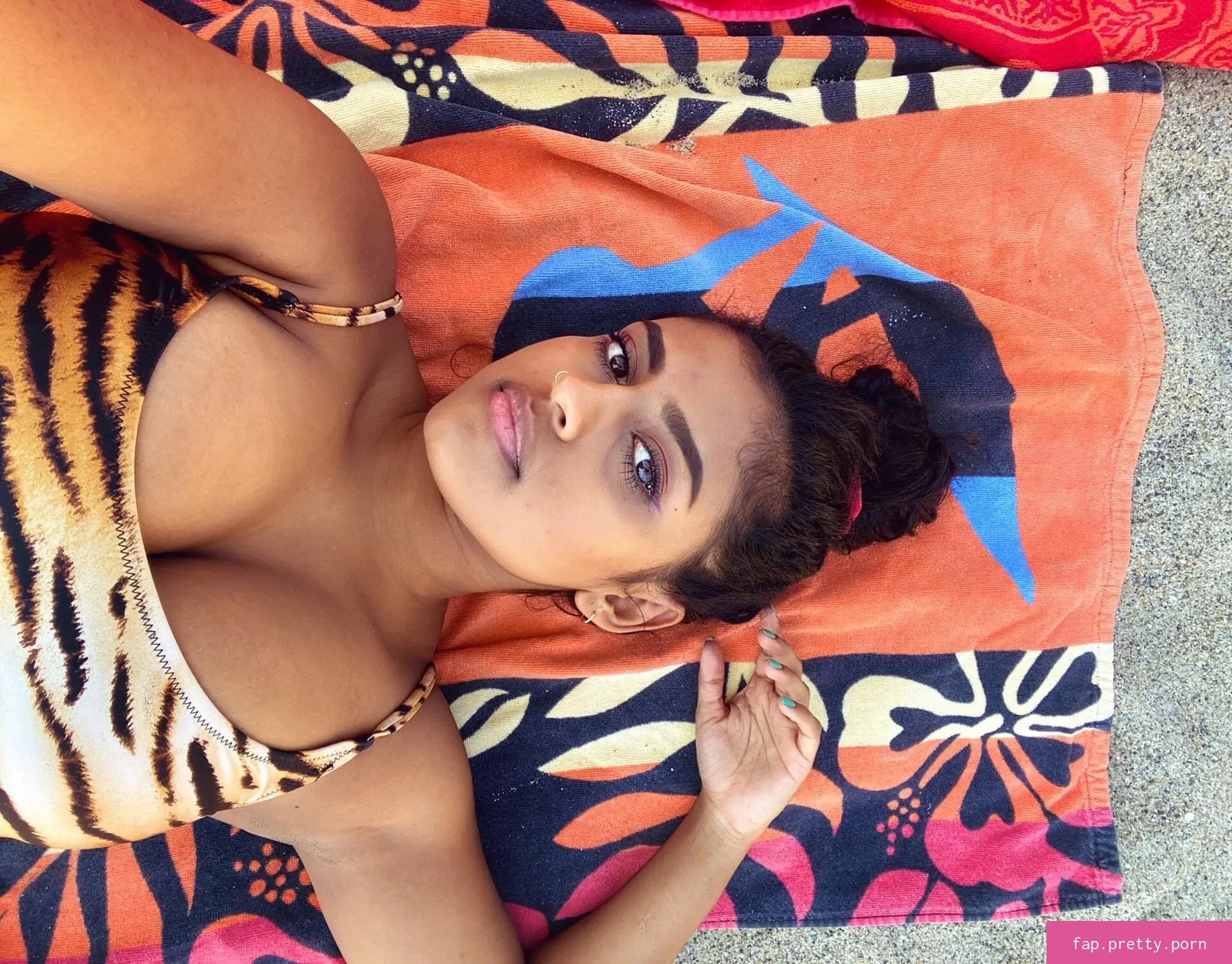 Yamini Nambimadom - Photo #17