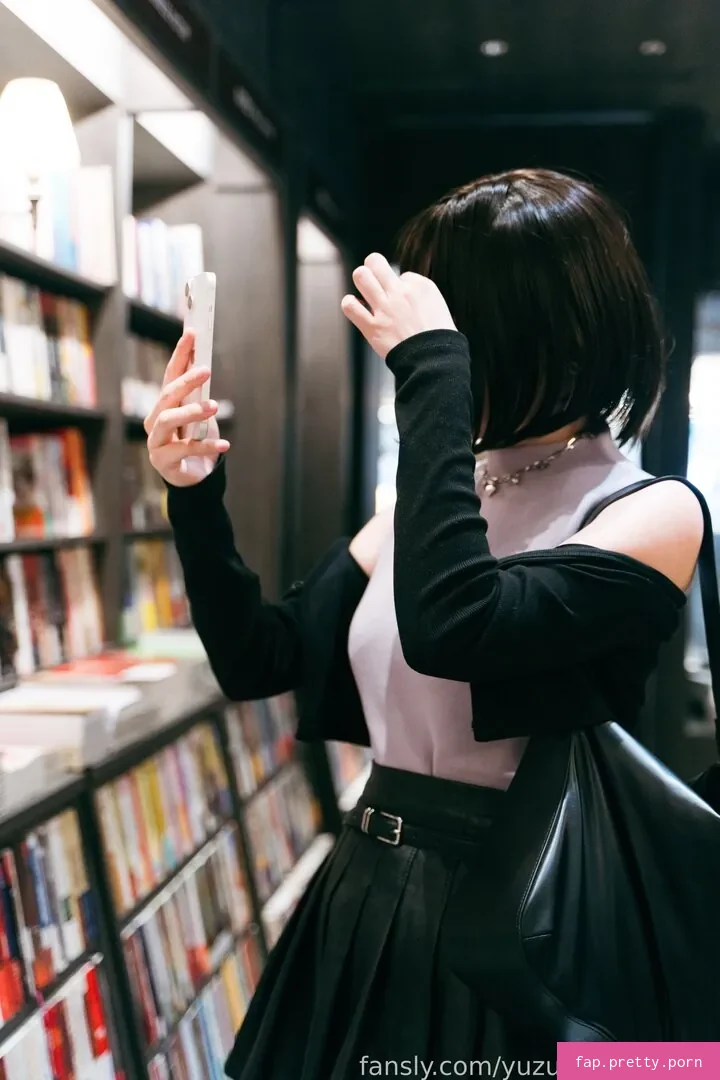 yuzuki_no_fansly - Photo #25