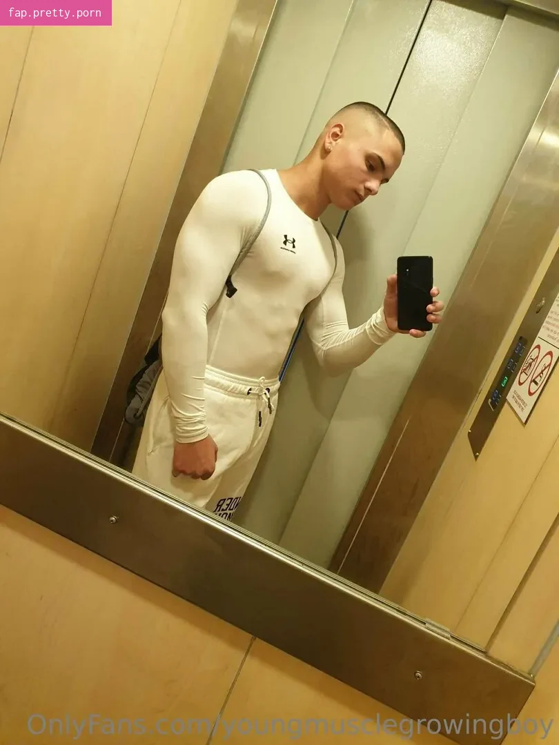 youngmusclegrowingboy - Photo #14