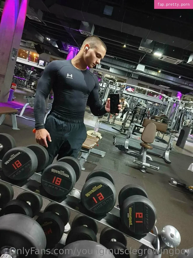 youngmusclegrowingboy - Photo #28