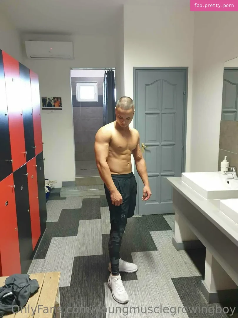 youngmusclegrowingboy - Photo #55