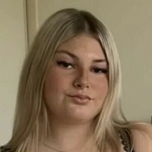 yourfavouritebrunette18