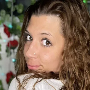 yourqueenxo21