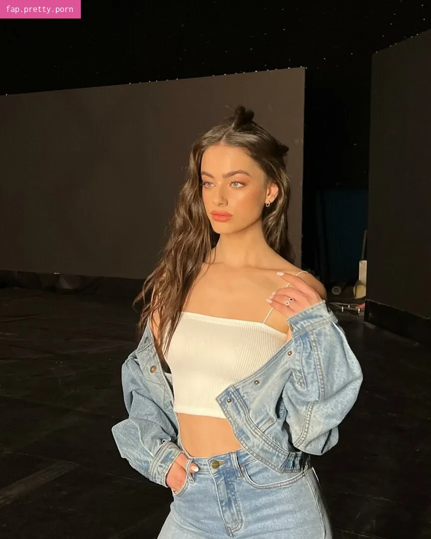 Yael Shelbia - Photo #57