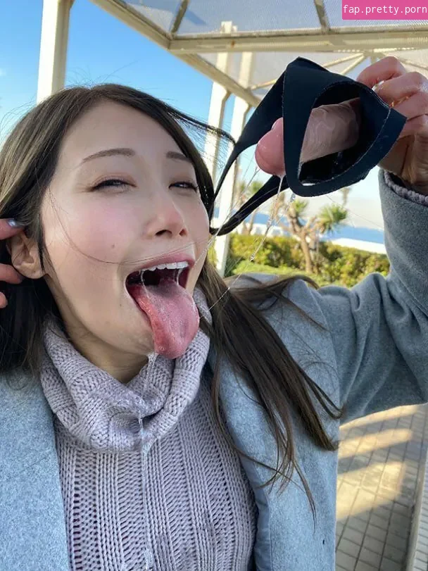 Yumika Saeki - Photo #08