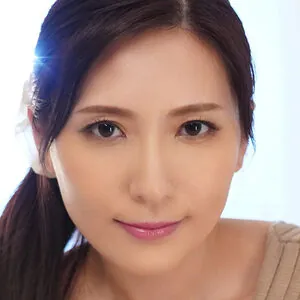 Yuna Shina 椎名ゆな