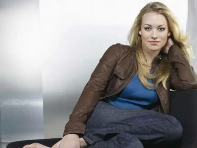 Yvonne Strahovski
