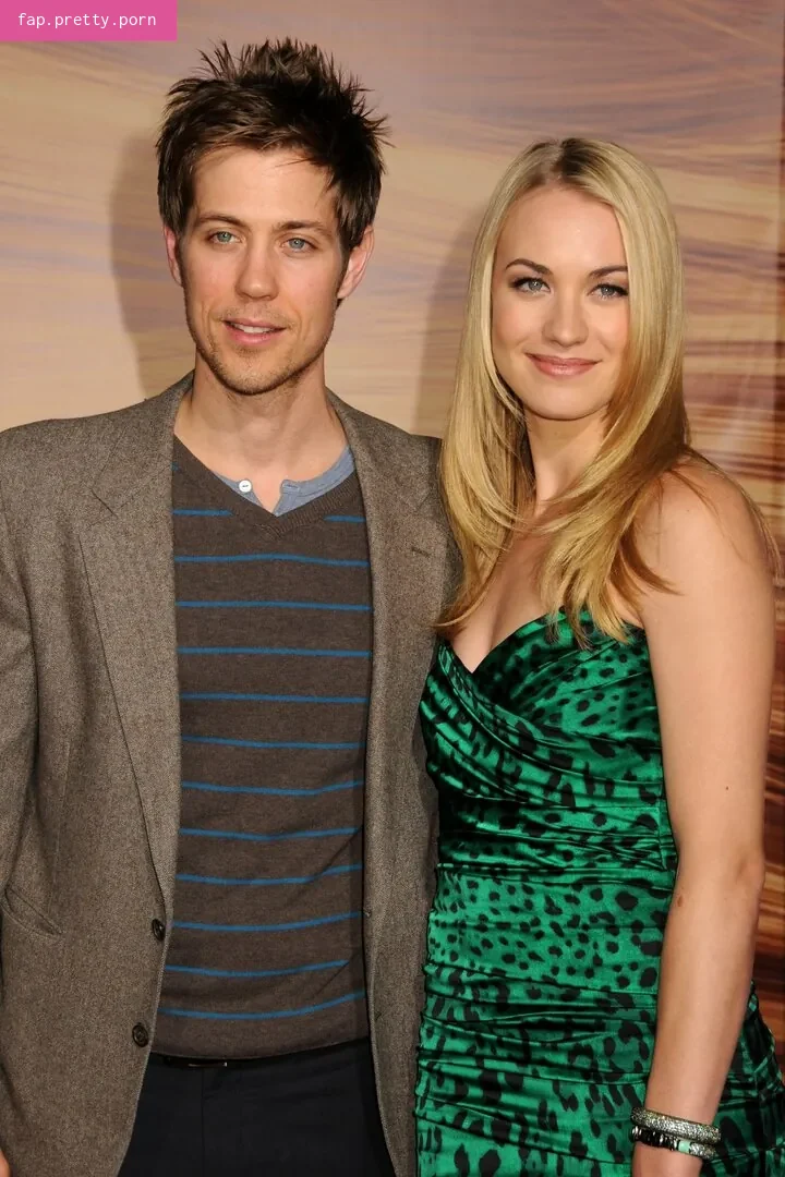 Yvonne Strahovski - Photo #84