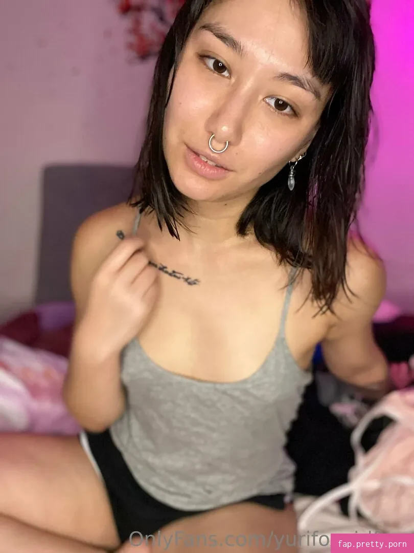 yurifoxgirlfree - Photo #37