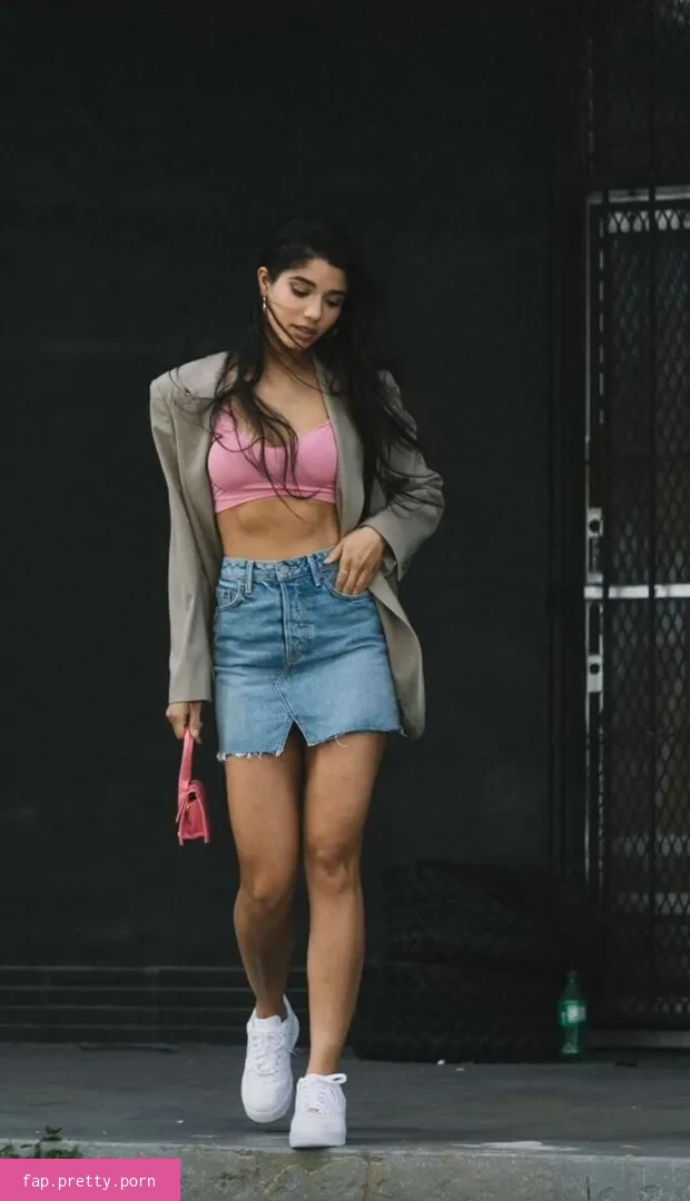 Yovanna Ventura - Photo #00