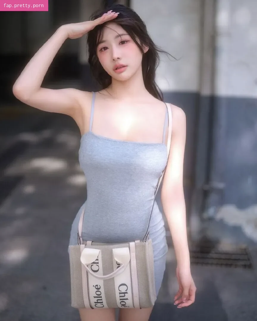 Yeon Yu - Photo #35
