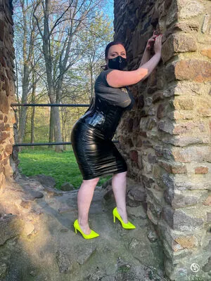 ying_yang_2019