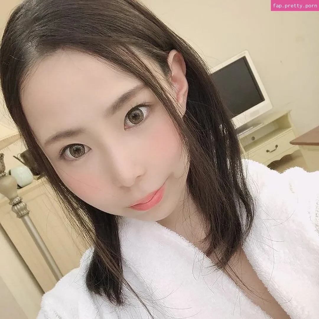 Yuria Yoshine - Photo #17