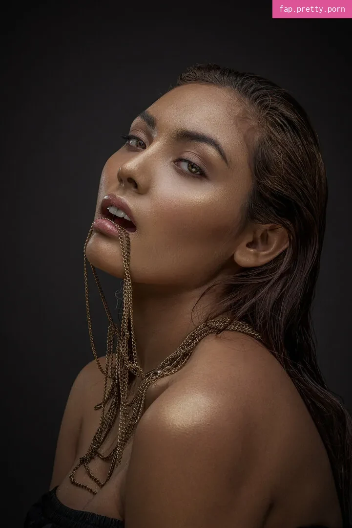 Zoe Bernardo Santiago - Photo #06