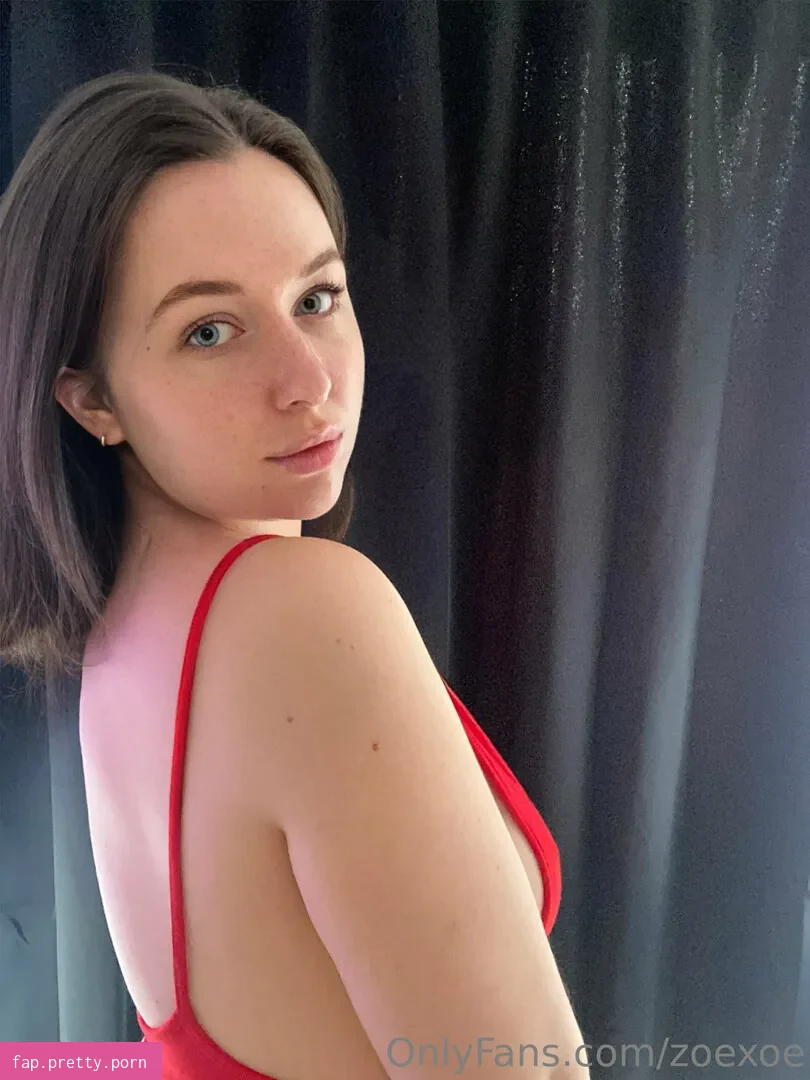 Zoe Bishop - Photo #46