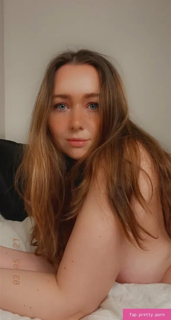 Zoe Bishop - Photo #48