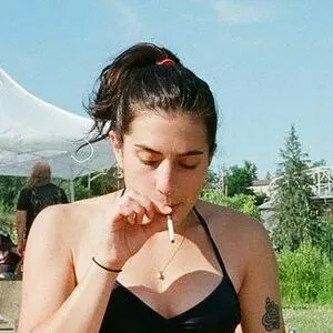 Zoé De Grand Maison