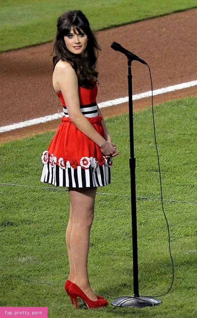 Zooey Deschanel - Photo #54