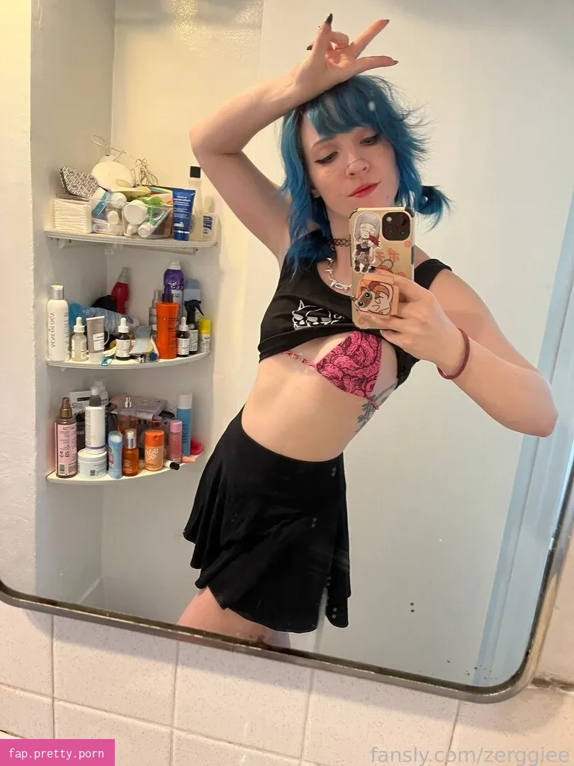 zerggiee - Photo #45