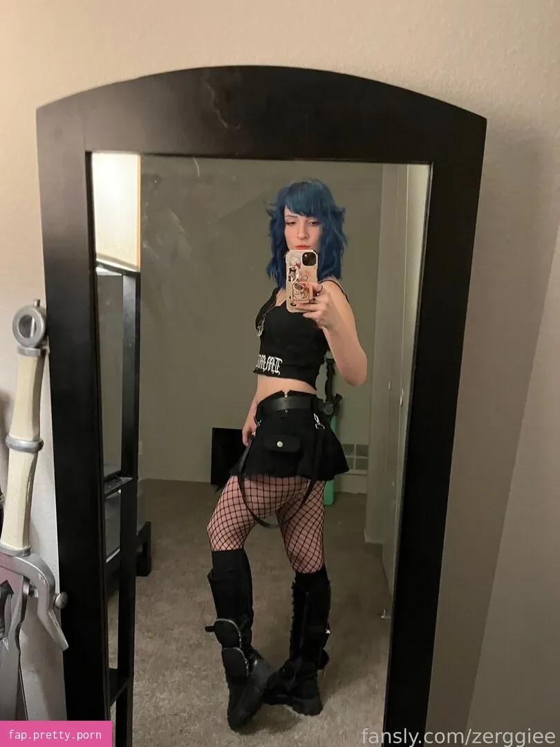 zerggiee - Photo #14