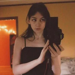 Zheanna Erose