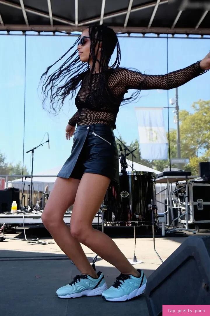 Zoë Kravitz - Photo #24