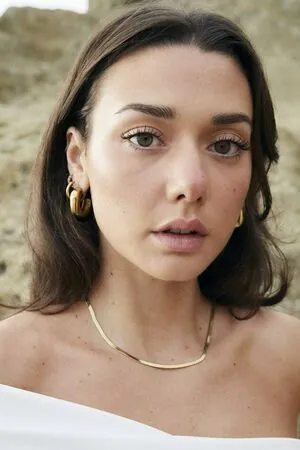 Zoe Kalotheos