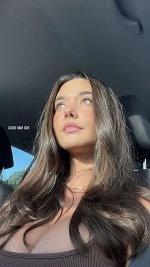 Zoe Kalotheos