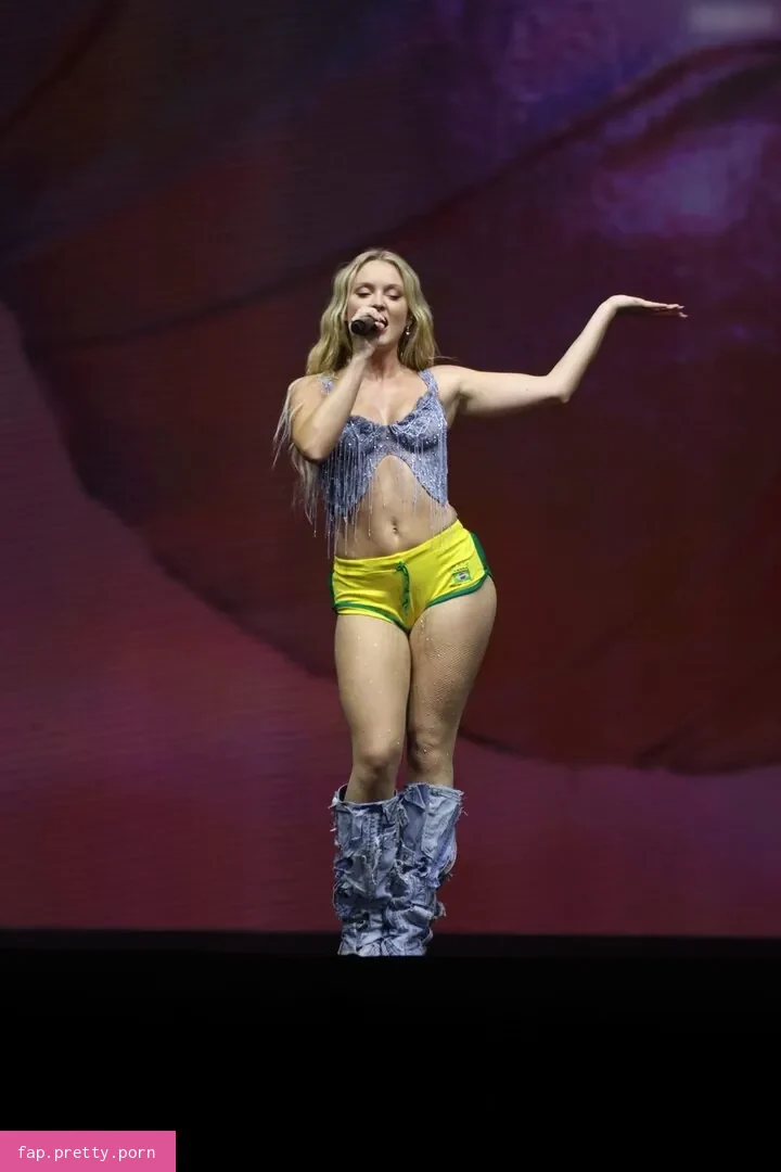 Zara Larsson - Photo #39